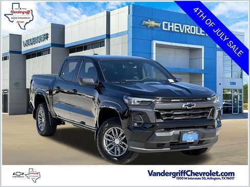 Certified 2026 Chevrolet Colorado LT w/ LT Convenience Package AWD/4WD image 1