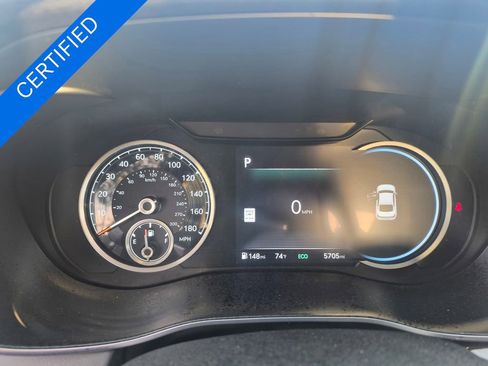 Used 2026 Genesis G70 2.5T Prestige image 13