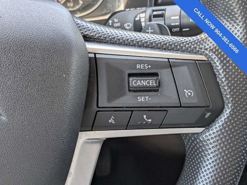 Used 2024 Mitsubishi Outlander ES FWD image 29