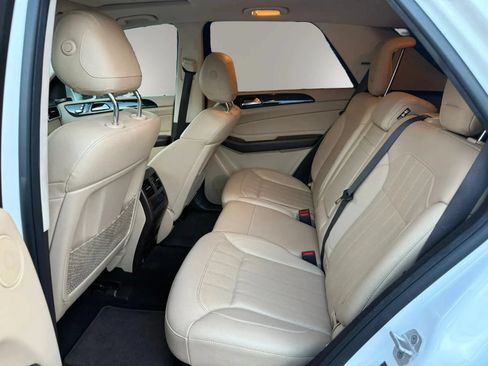 Used 2017 Mercedes-Benz GLE 350 w/ Premium 1 Package image 33