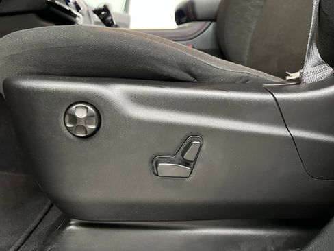 Used 2025 Dodge Durango GT AWD/4WD image 13