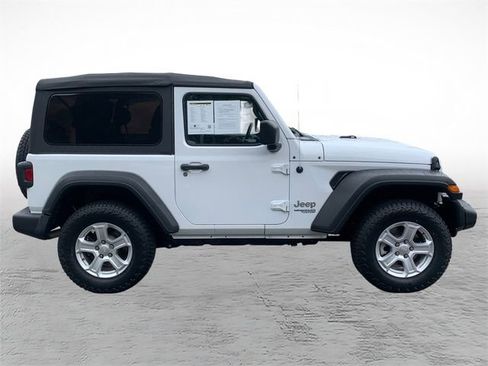 Used 2021 Jeep Wrangler Sport AWD/4WD image 2