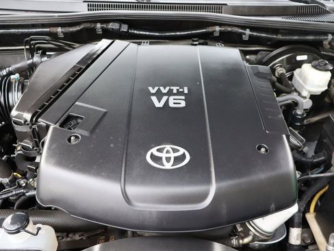 Used 2014 Toyota Tacoma V6 image 40