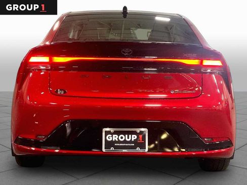 Used 2024 Toyota Prius Prime FWD image 9