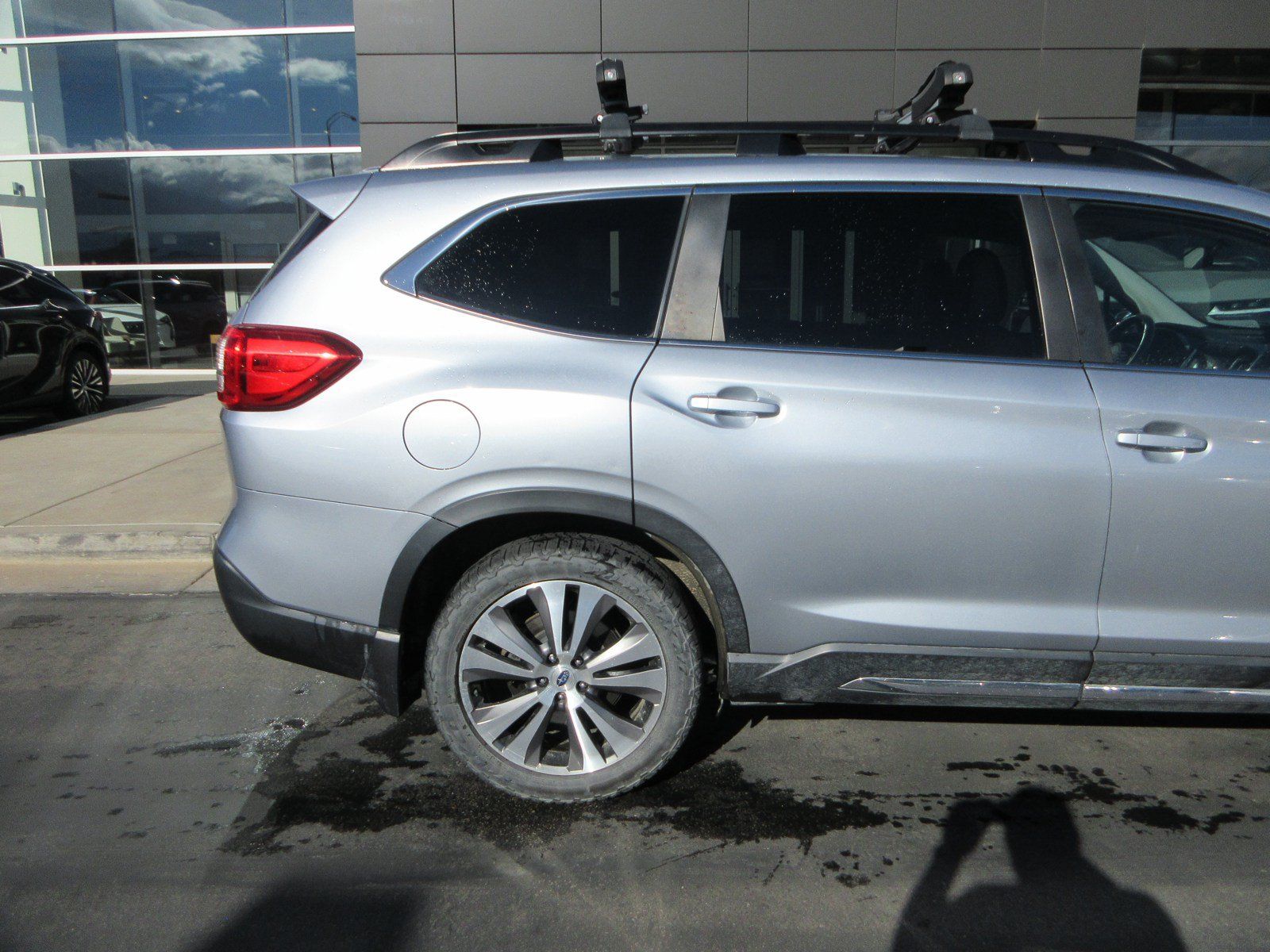 Used 2022 Subaru Ascent Limited w/ Technology Package AWD/4WD image 11