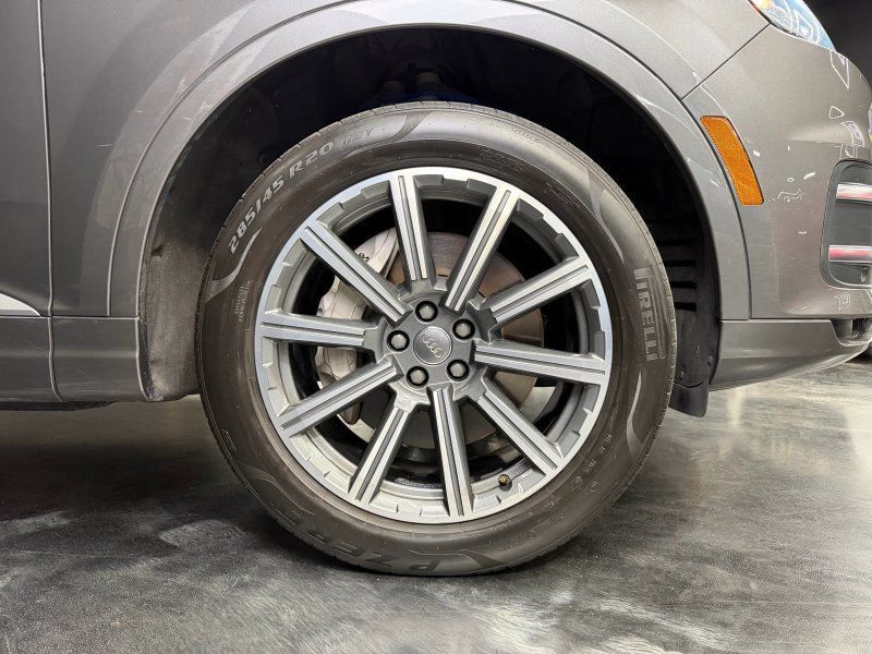 Used 2019 Audi Q7 2.0T Premium Plus w/ Premium Plus Package AWD/4WD image 26