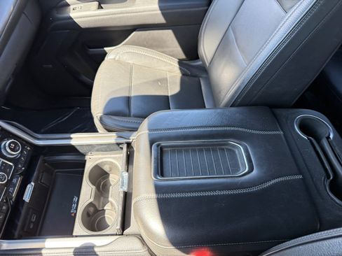 Used 2023 GMC Yukon XL Denali w/ LPO, Floor Liner Package AWD/4WD image 14