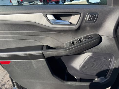 Used 2023 Ford Escape Platinum image 36