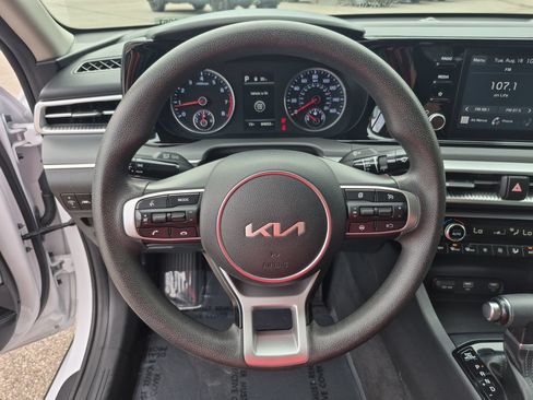 Used 2022 Kia K5 LXS FWD image 12