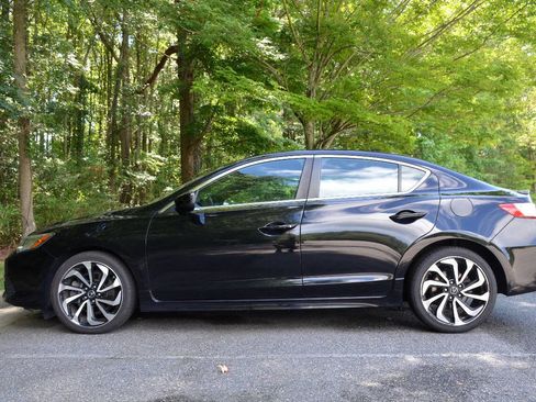 Used 2016 Acura ILX FWD image 7