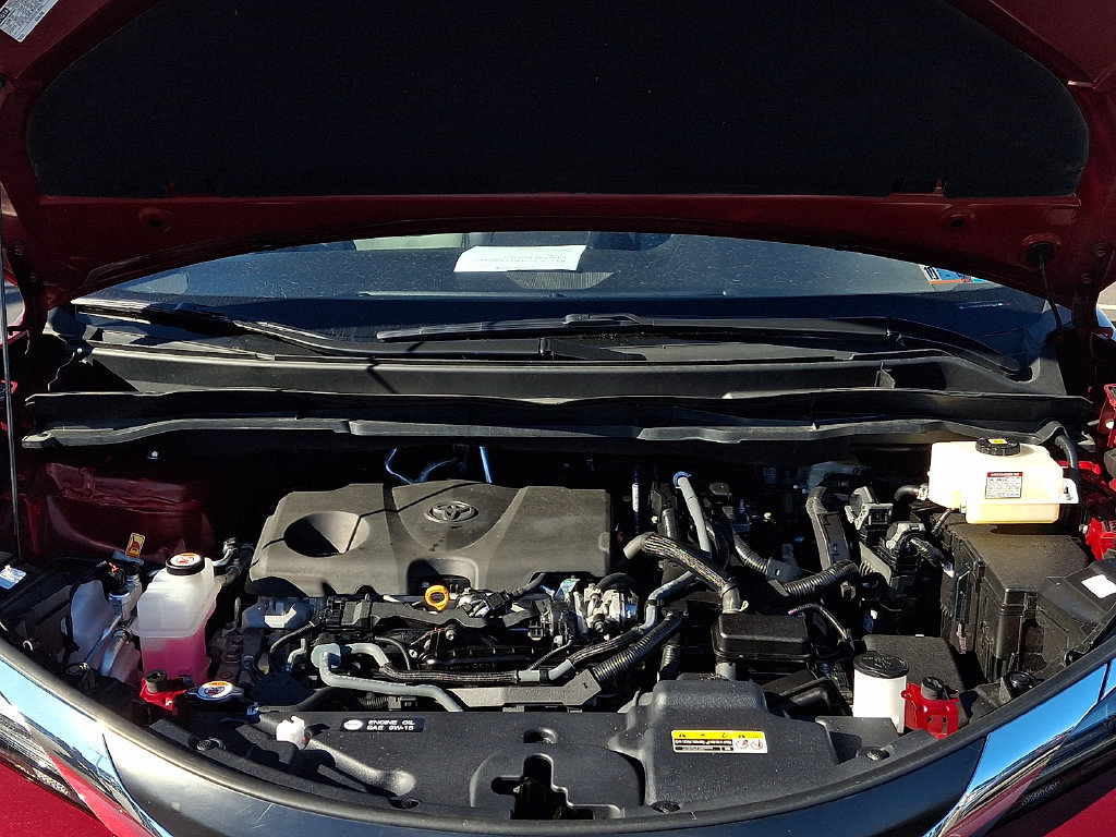 Certified 2026 Toyota Sienna XLE FWD image 39