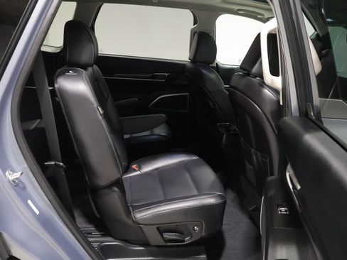 Used 2025 Kia Telluride S AWD/4WD image 25