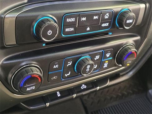 Used 2018 Chevrolet Silverado 1500 LT w/ All Star Edition image 19