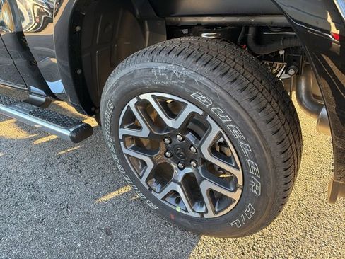 New 2026 RAM 1500 Laramie w/ Sport Appearance Package image 7