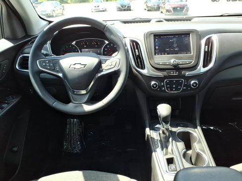 Used 2024 Chevrolet Equinox LT FWD image 13