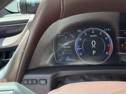 Used 2019 Lexus ES 350 w/ Premium Package FWD image 2