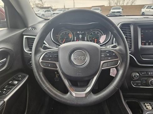 Used 2019 Jeep Cherokee Latitude w/ Popular Appearance Group image 14