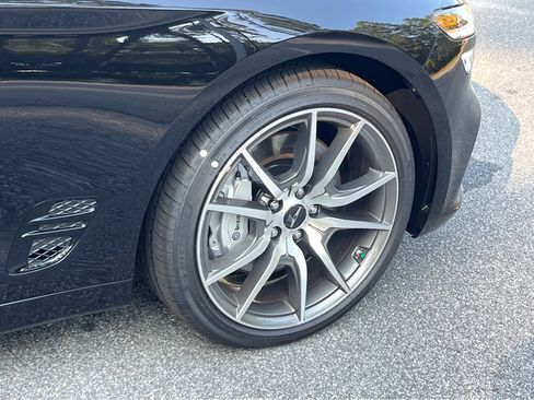 New 2026 Genesis G70 2.5T Prestige image 24