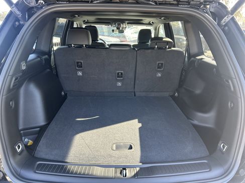 New 2025 Jeep Grand Cherokee Altitude image 7