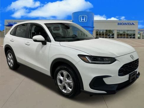 Certified 2025 Honda HR-V LX image 8