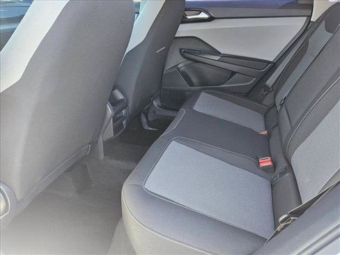 Used 2023 Volkswagen Taos S FWD image 18