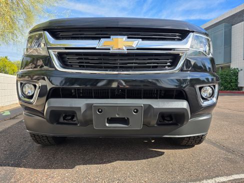 Used 2015 Chevrolet Colorado LT w/ LT Convenience Package image 9