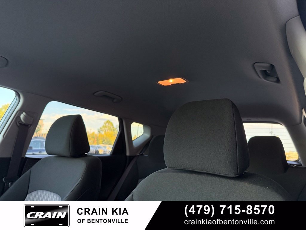 Used 2025 Kia Soul LX w/ LX Technology Package FWD image 22