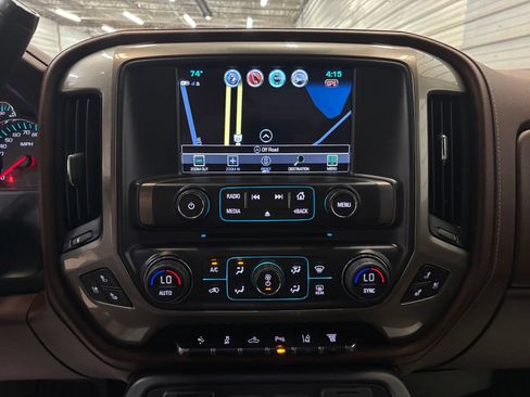 Used 2019 Chevrolet Silverado 2500 High Country w/ Duramax Plus Package AWD/4WD image 16