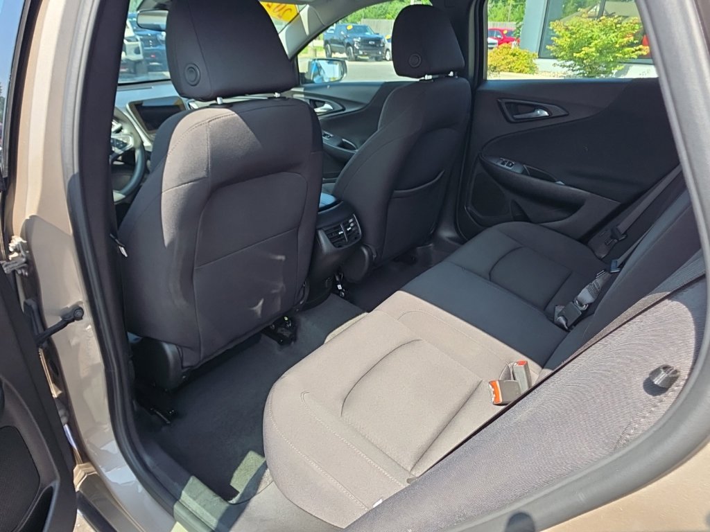 Used 2024 Chevrolet Malibu LT FWD image 26