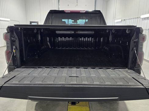 Used 2021 Chevrolet Silverado 1500 Custom Trail Boss w/ Safety Confidence Package AWD/4WD image 22