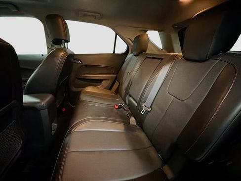 Used 2016 Chevrolet Equinox LTZ w/ Enhanced Convenience Package image 24