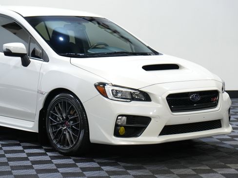Used 2017 Subaru WRX STI image 9