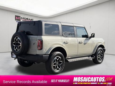 Used 2025 Ford Bronco Outer Banks AWD/4WD image 7
