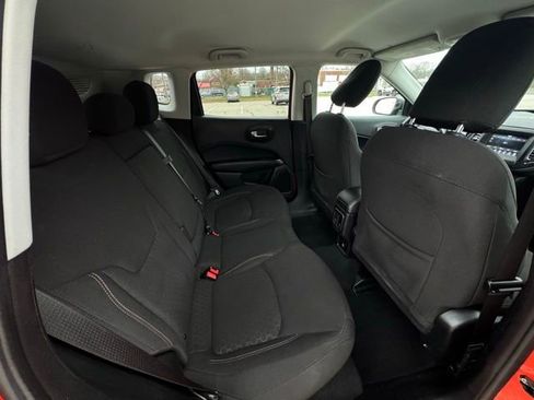 Used 2021 Jeep Compass Sport image 14