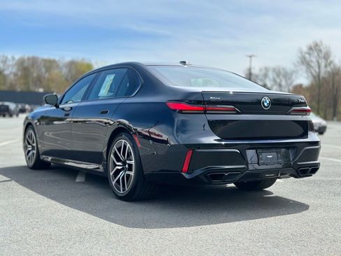 Certified 2023 BMW 760i xDrive w/ Parking Assistance Package AWD/4WD image 4