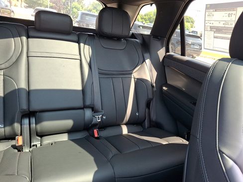 New 2025 Land Rover Range Rover Sport Dynamic SE image 16