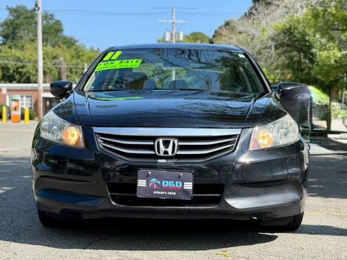 Used 2011 Honda Accord LX image 8