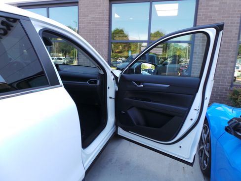 Used 2019 MAZDA CX-5 Touring FWD image 39
