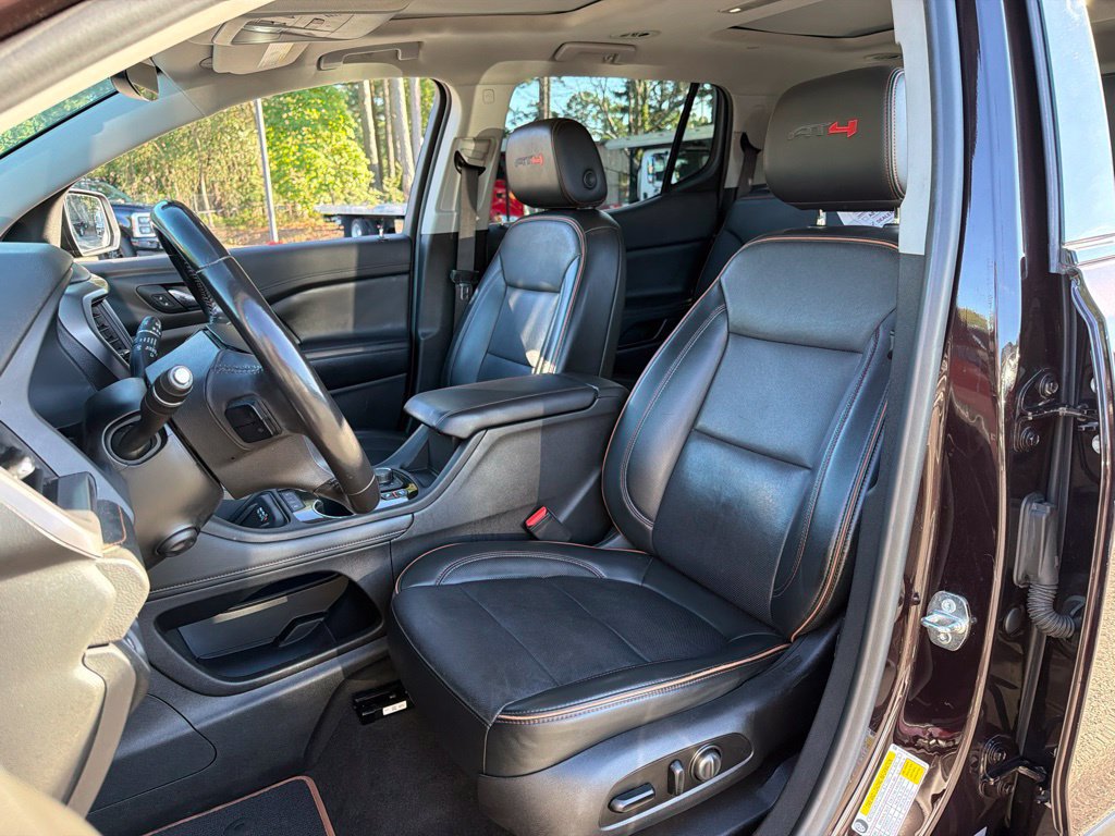 Used 2021 GMC Acadia AT4 w/ Technology Package AWD/4WD image 17