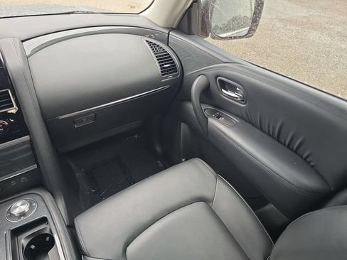Used 2024 Nissan Armada SV AWD/4WD image 12