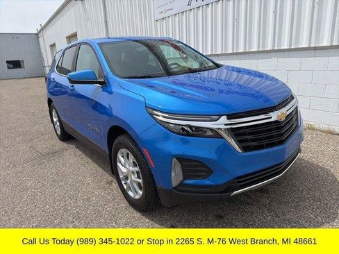 Used 2024 Chevrolet Equinox LT w/ LPO, Floor Liner Package AWD/4WD image 4