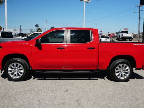 Used 2023 Chevrolet Silverado 1500 Custom image 12