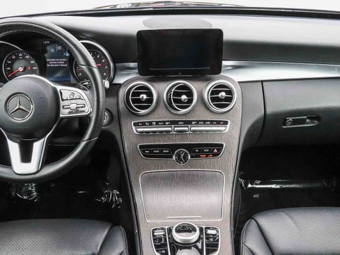 Used 2019 Mercedes-Benz C 300 Sedan image 15