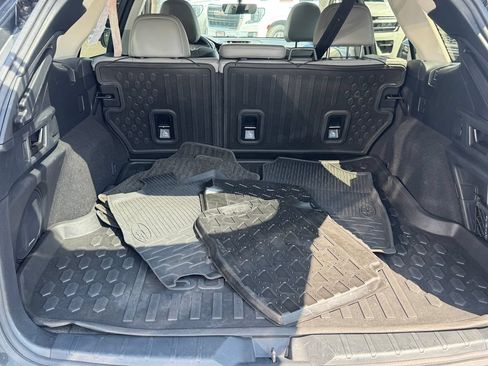 Used 2021 Subaru Outback Limited XT AWD/4WD image 34