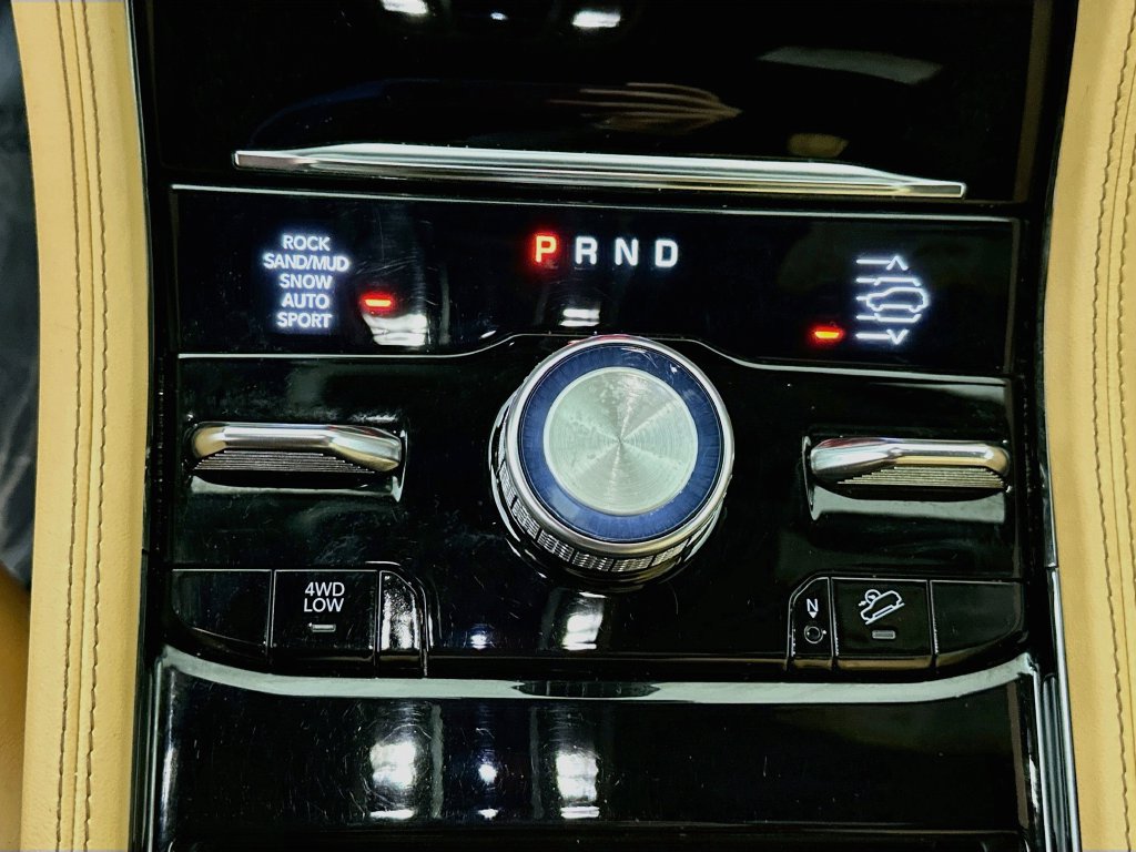 Certified 2023 Jeep Grand Cherokee Summit AWD/4WD image 27