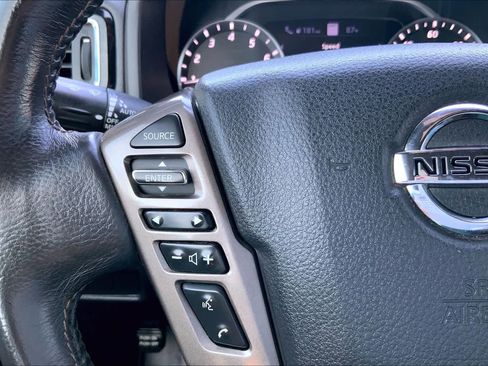 Used 2022 Nissan Titan Platinum Reserve w/ Moonroof Package AWD/4WD image 24