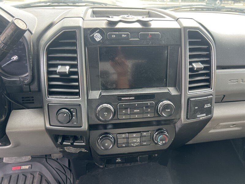 Used 2021 Ford F550 4x4 Crew Cab Super Duty image 18