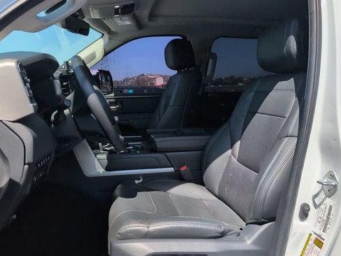 Used 2023 Toyota Tundra Limited w/ TRD Off-Road Package AWD/4WD image 10