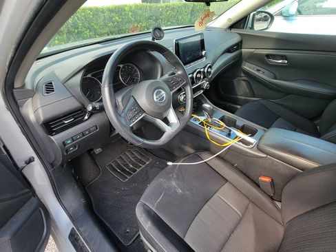 Used 2021 Nissan Sentra SV FWD image 4