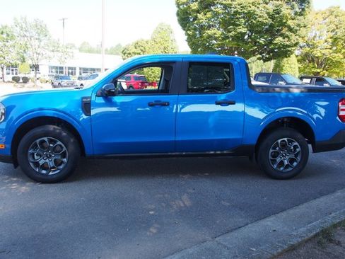 Certified 2025 Ford Maverick XLT w/ XLT Luxury Package FWD image 4